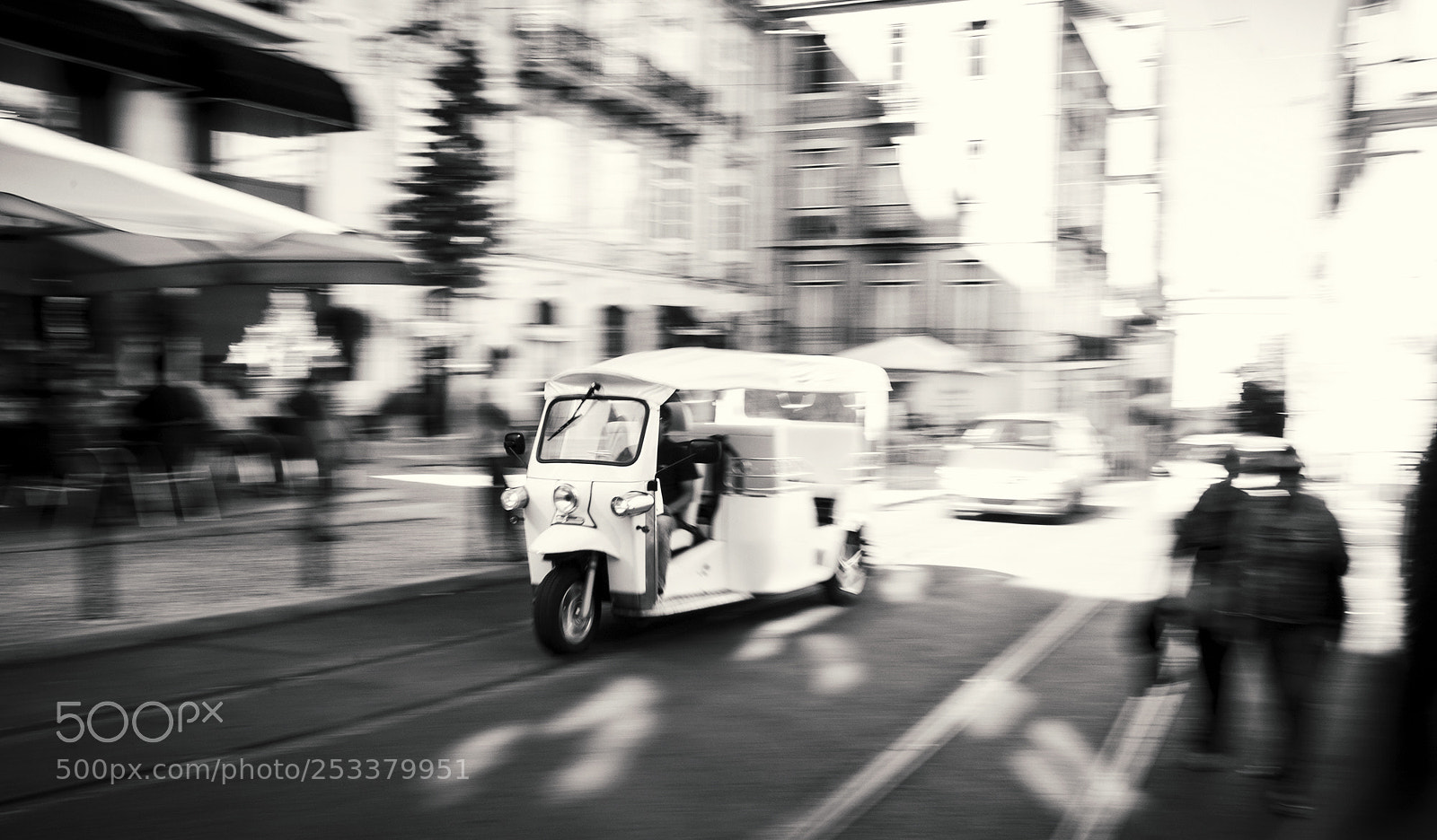 Sony Alpha DSLR-A700 sample photo. Tuk-tuk photography