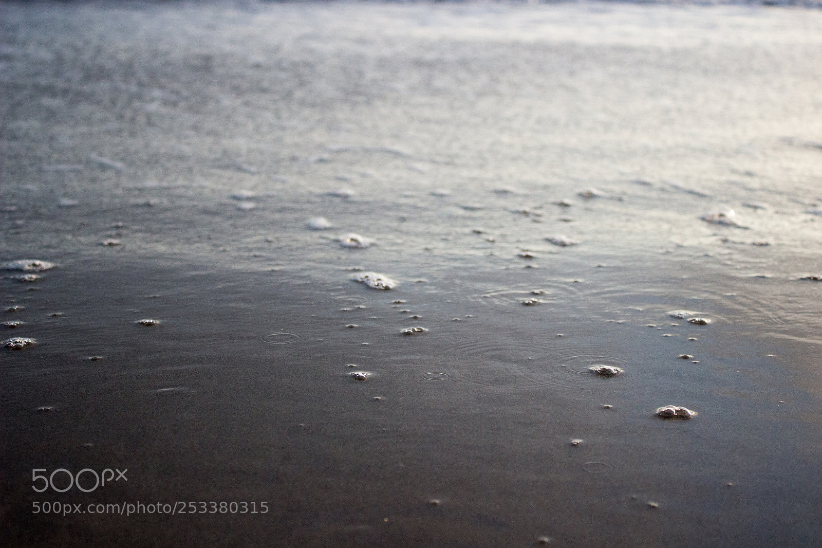 Canon EOS 100D (EOS Rebel SL1 / EOS Kiss X7) sample photo. Sea bubbles photography