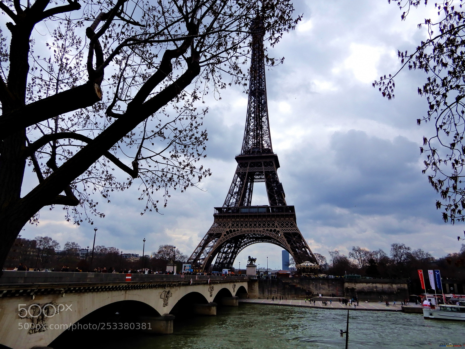 Nikon Coolpix A900 sample photo. Paris photography