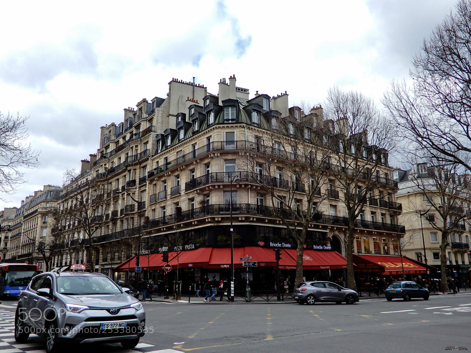 Nikon Coolpix A900 sample photo. Paris photography