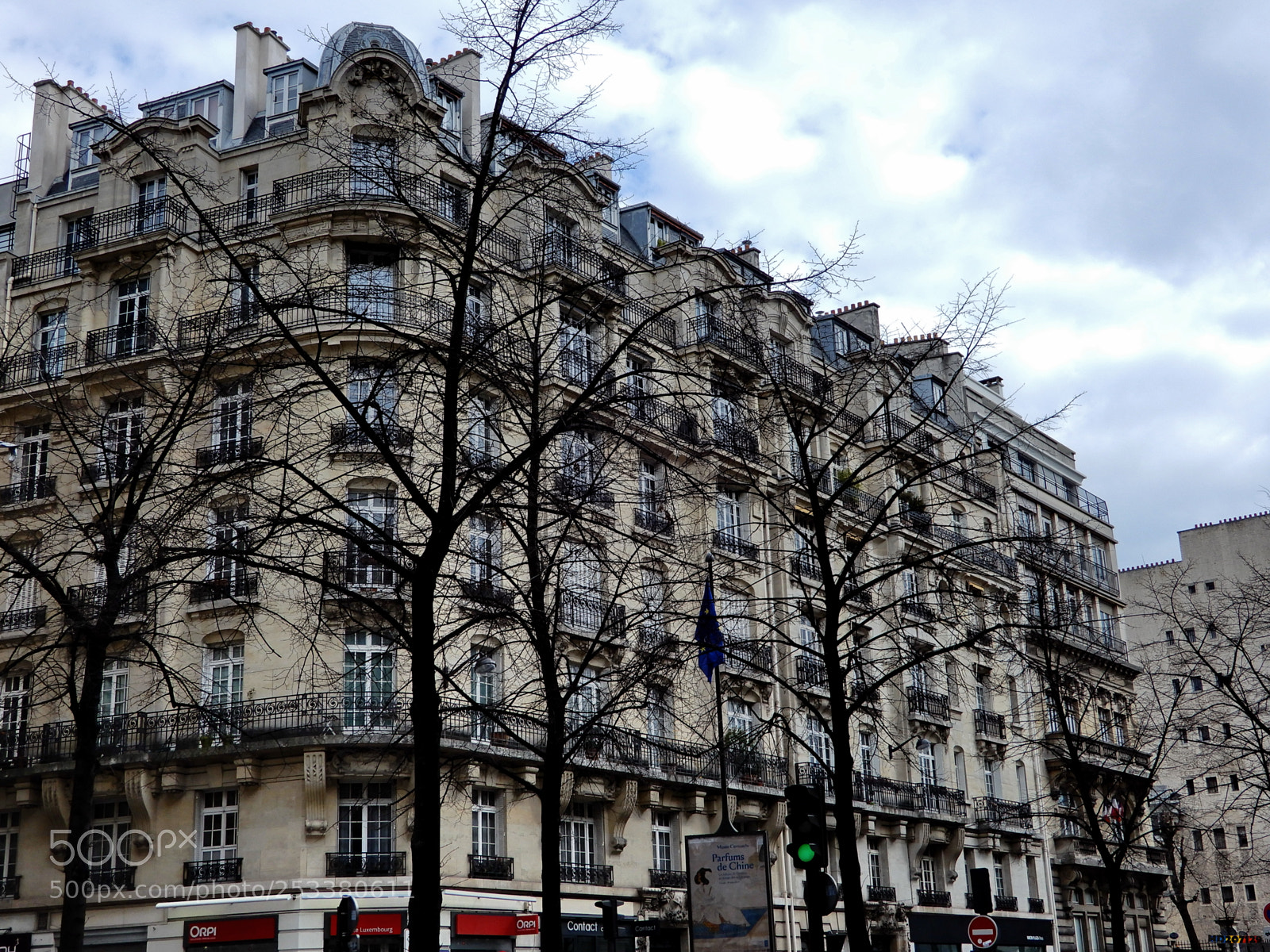 Nikon Coolpix A900 sample photo. Paris photography