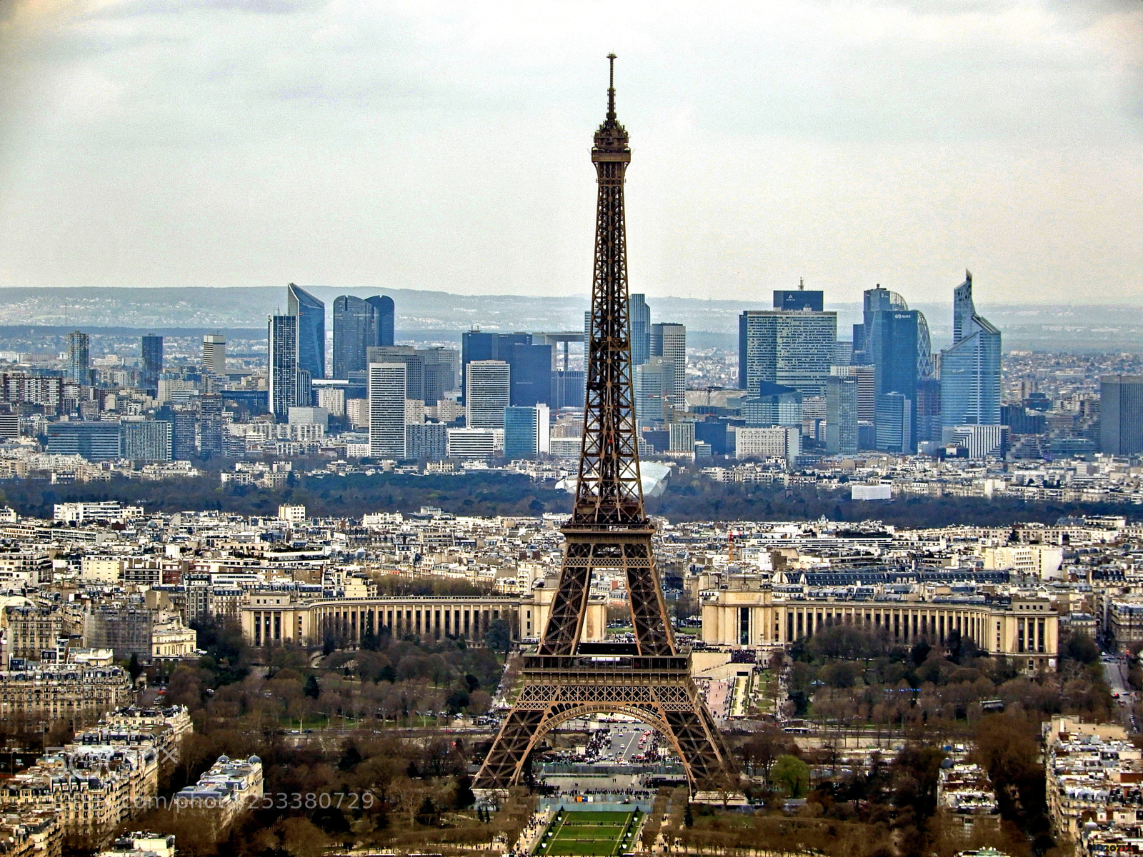 Nikon Coolpix A900 sample photo. Paris photography