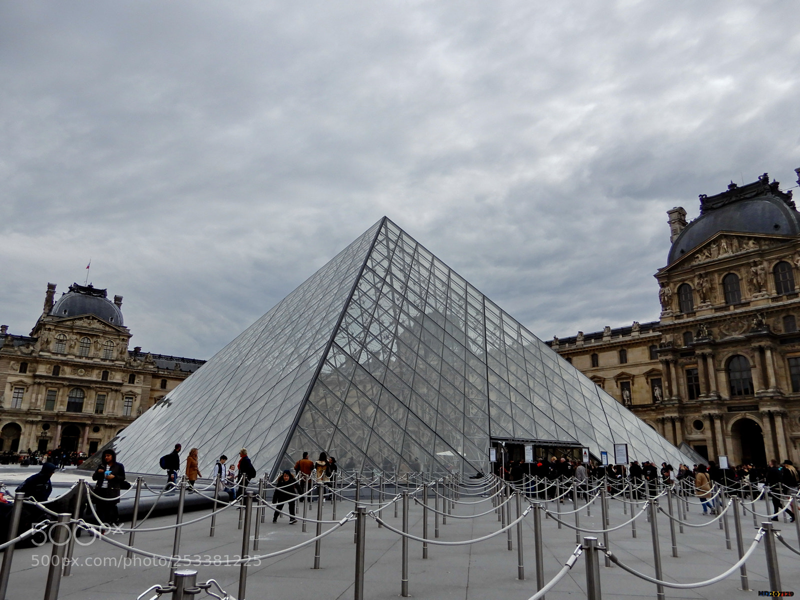Nikon Coolpix A900 sample photo. Paris photography