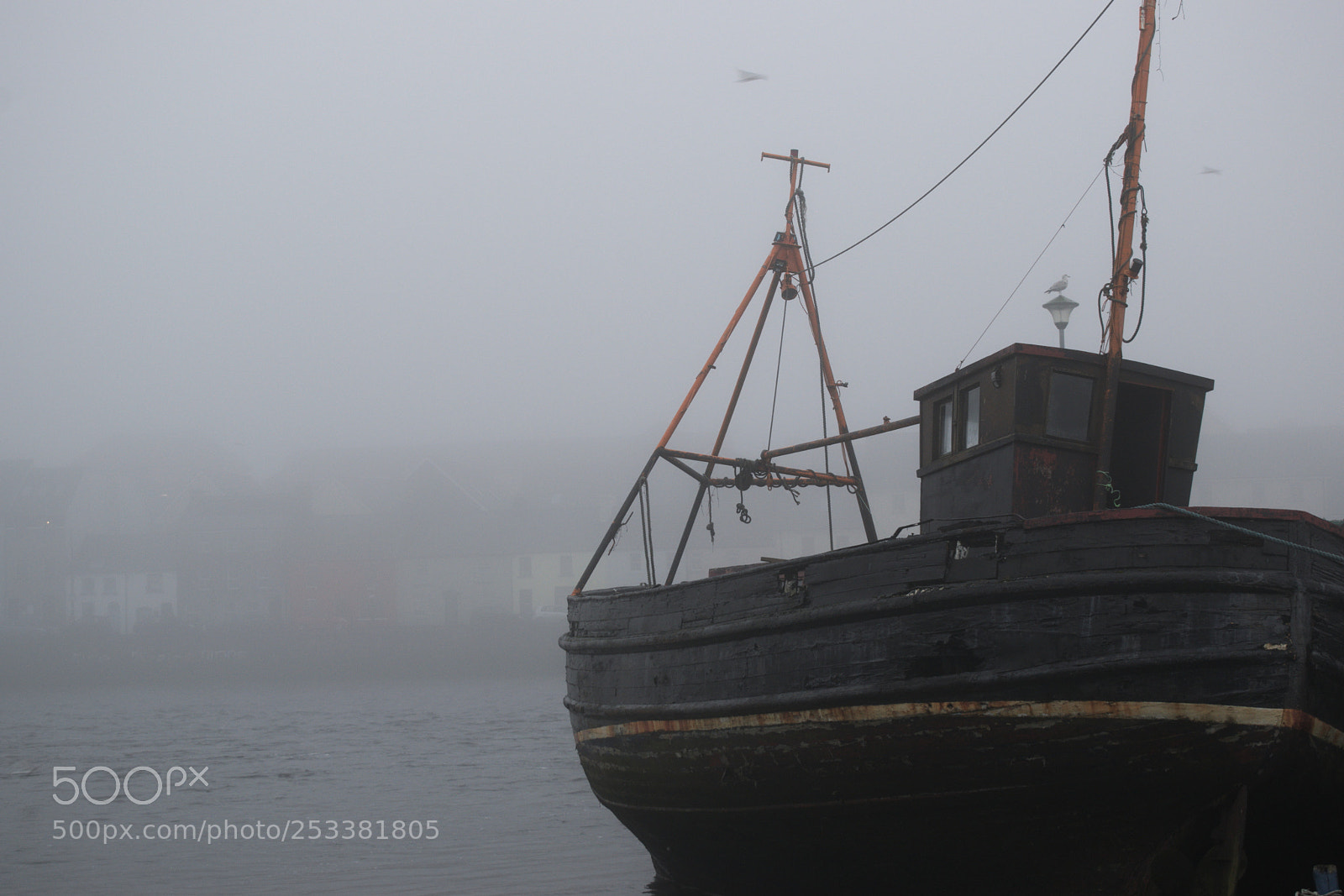 Nikon D3300 sample photo. Boat fog and shadows photography