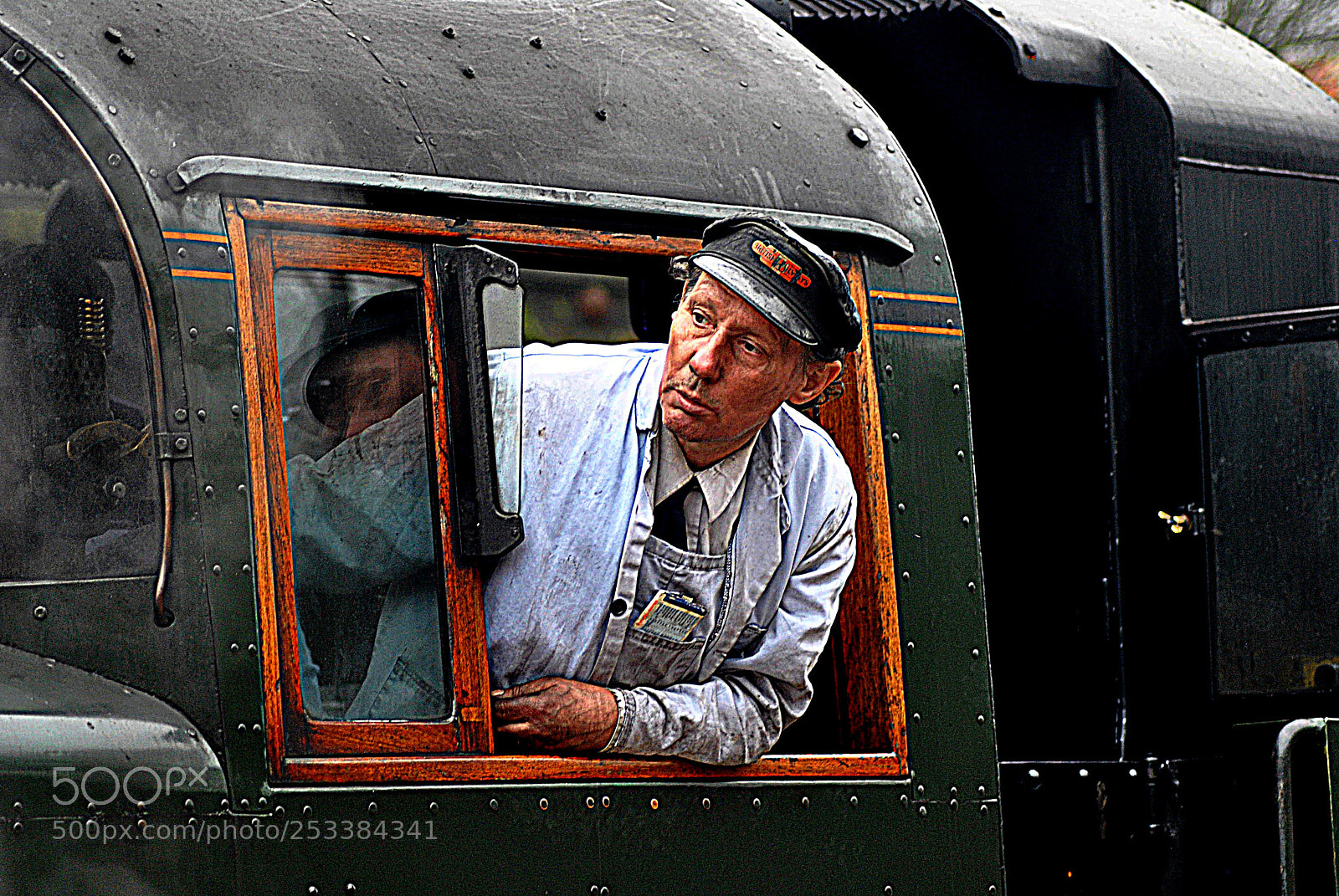 Nikon D3000 sample photo. Reflect  on past  times photography