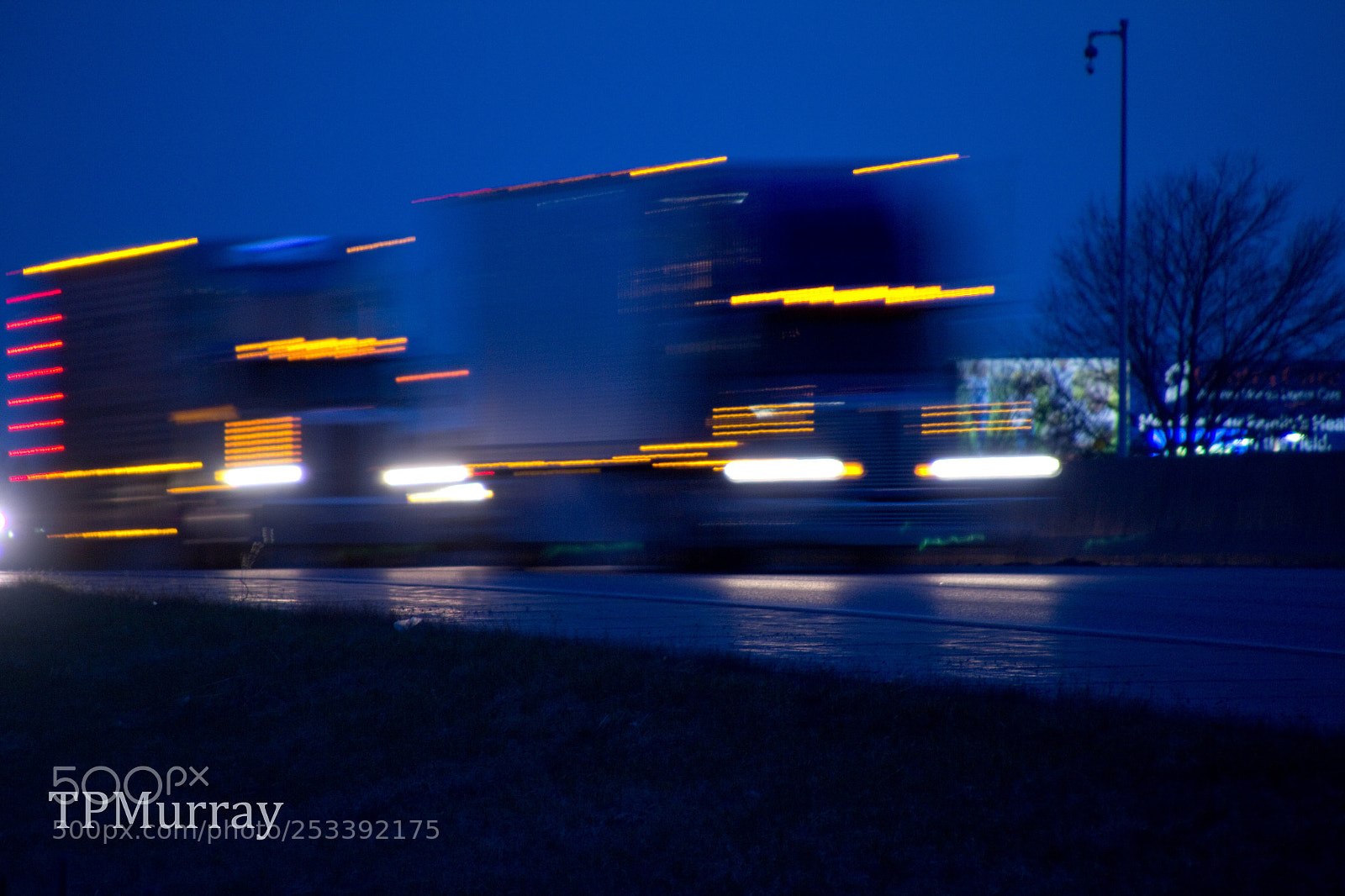Canon EOS 600D (Rebel EOS T3i / EOS Kiss X5) sample photo. Night truckers photography
