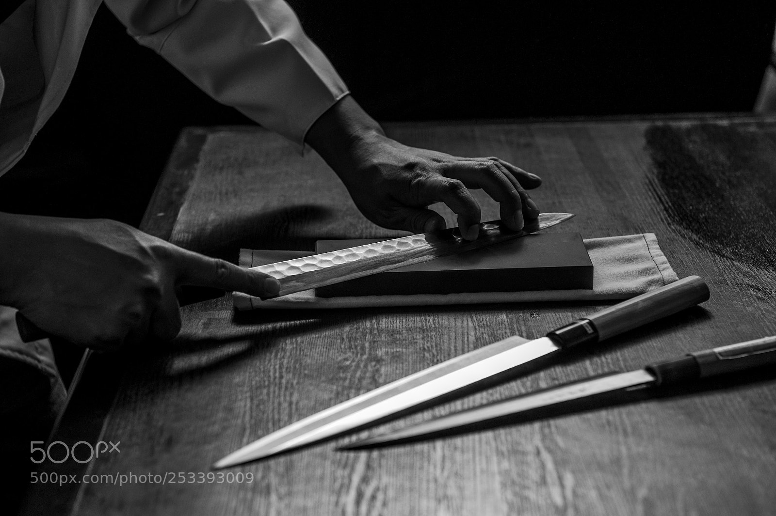 Nikon D700 sample photo. Make sharpen knife photography