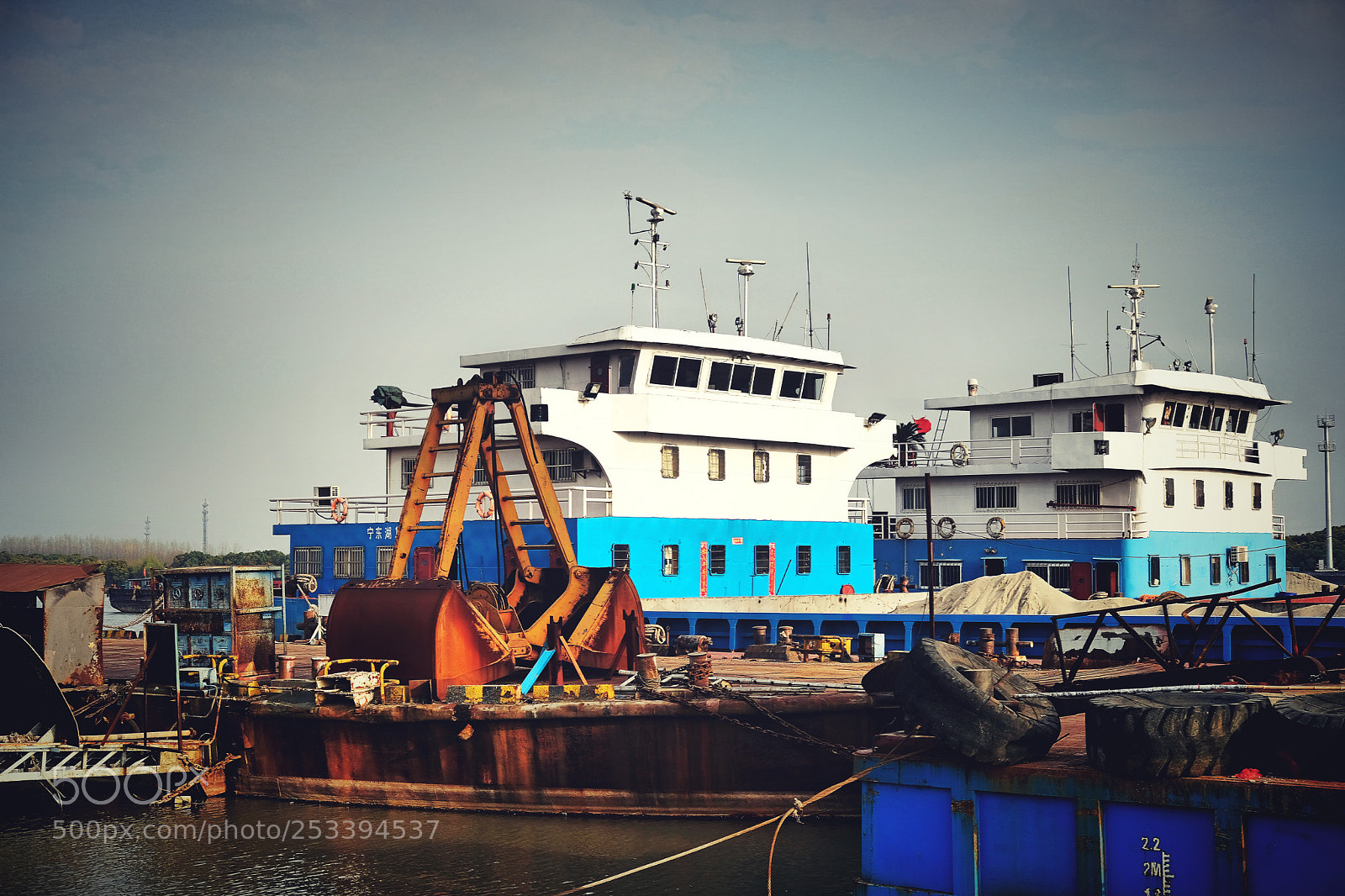 Fujifilm X-Pro2 sample photo. Ship beside huangpu river photography