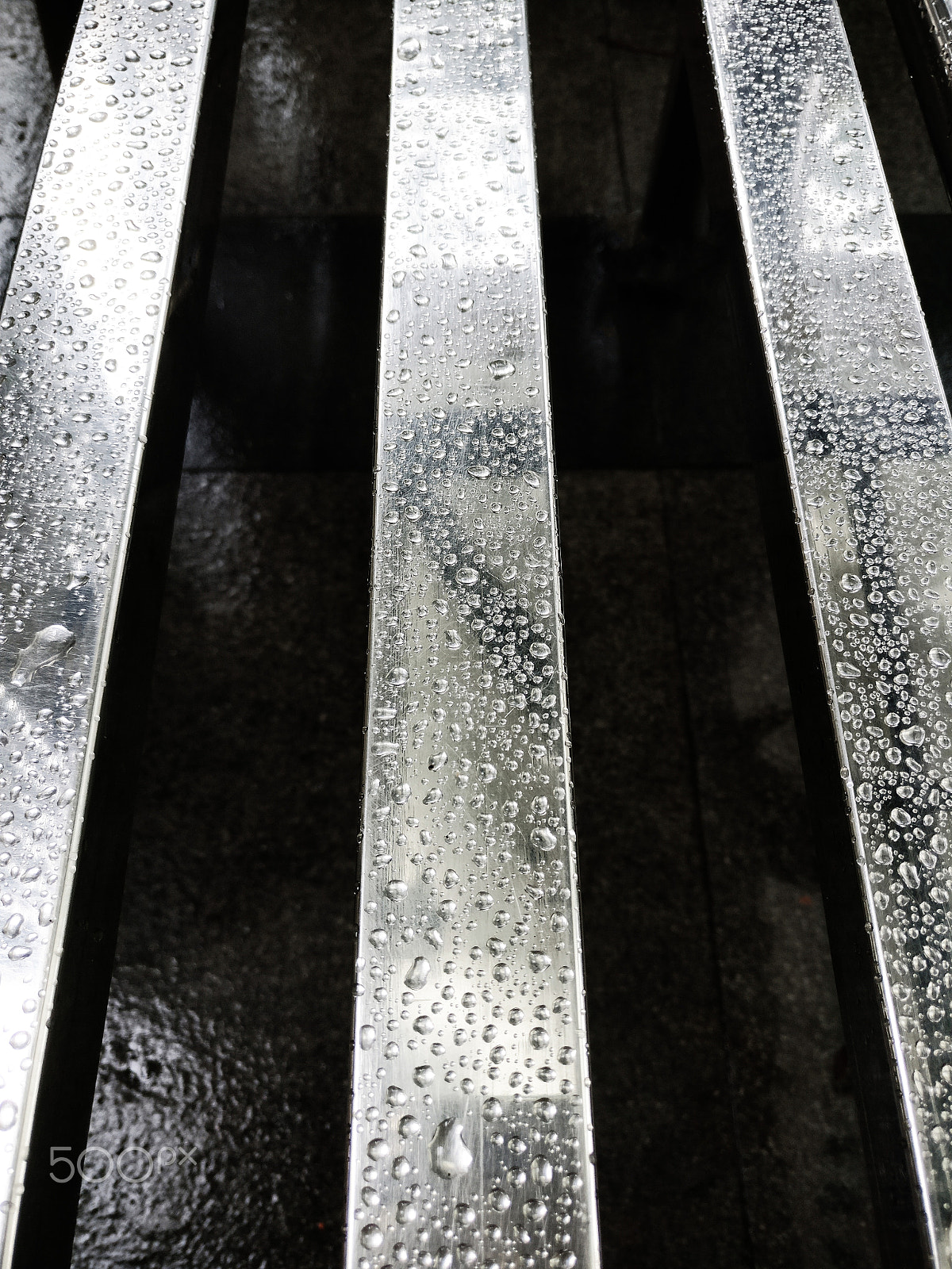OnePlus A3000 sample photo. Raindrop bench guangzhou photography