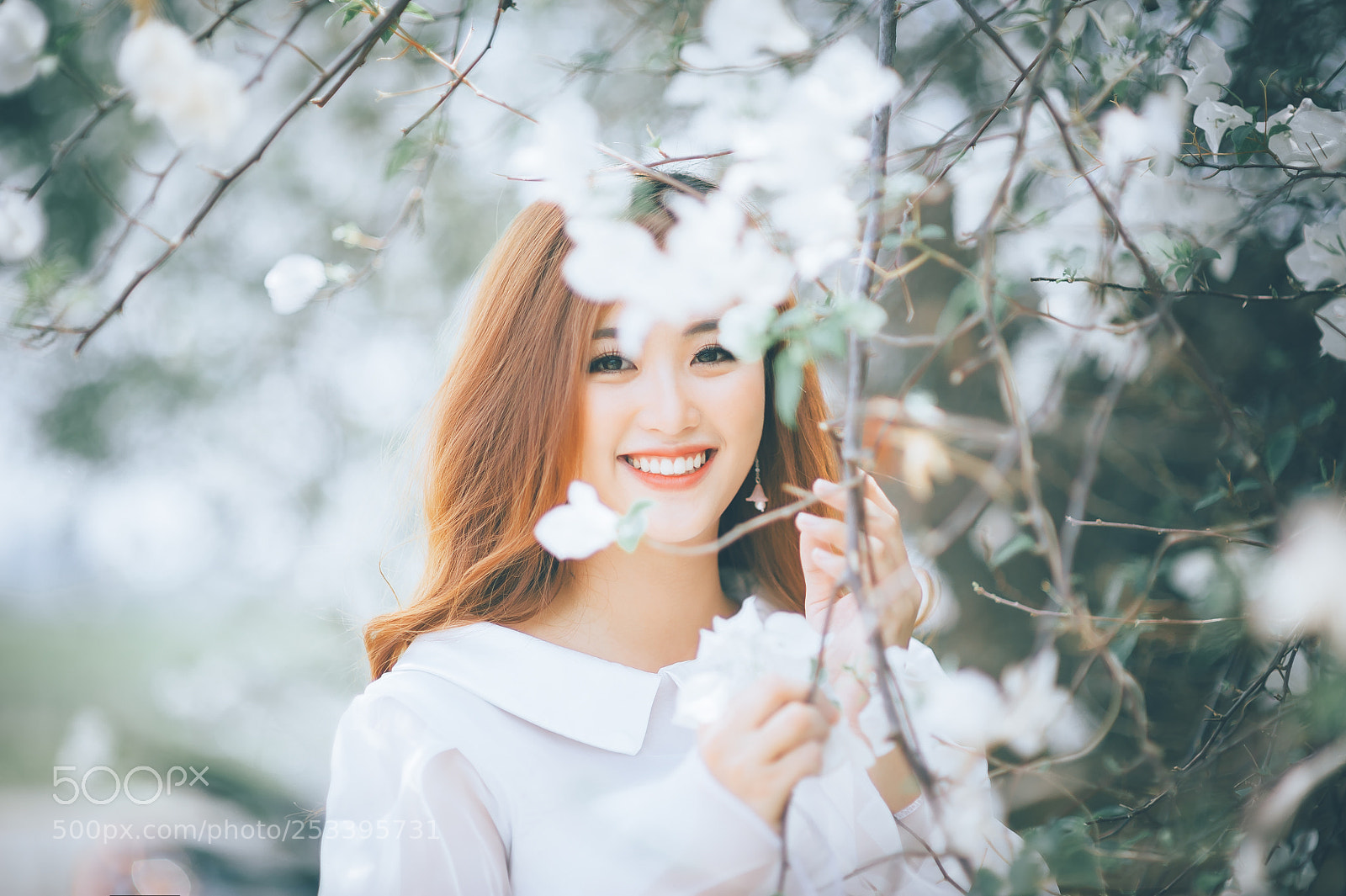 Nikon D700 sample photo. White paper flower photography