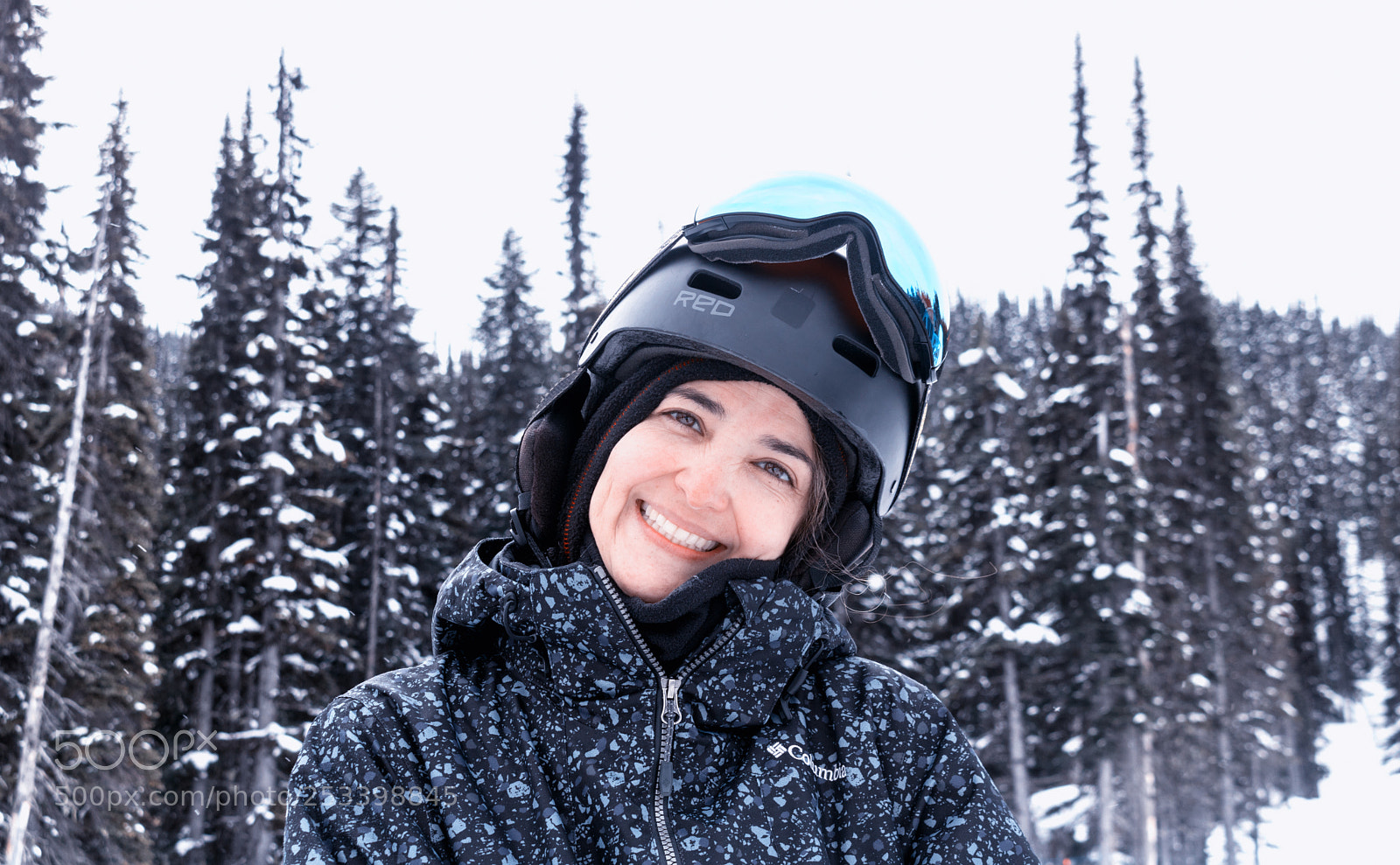 Canon EOS 750D (EOS Rebel T6i / EOS Kiss X8i) sample photo. Happiness on the mountain photography