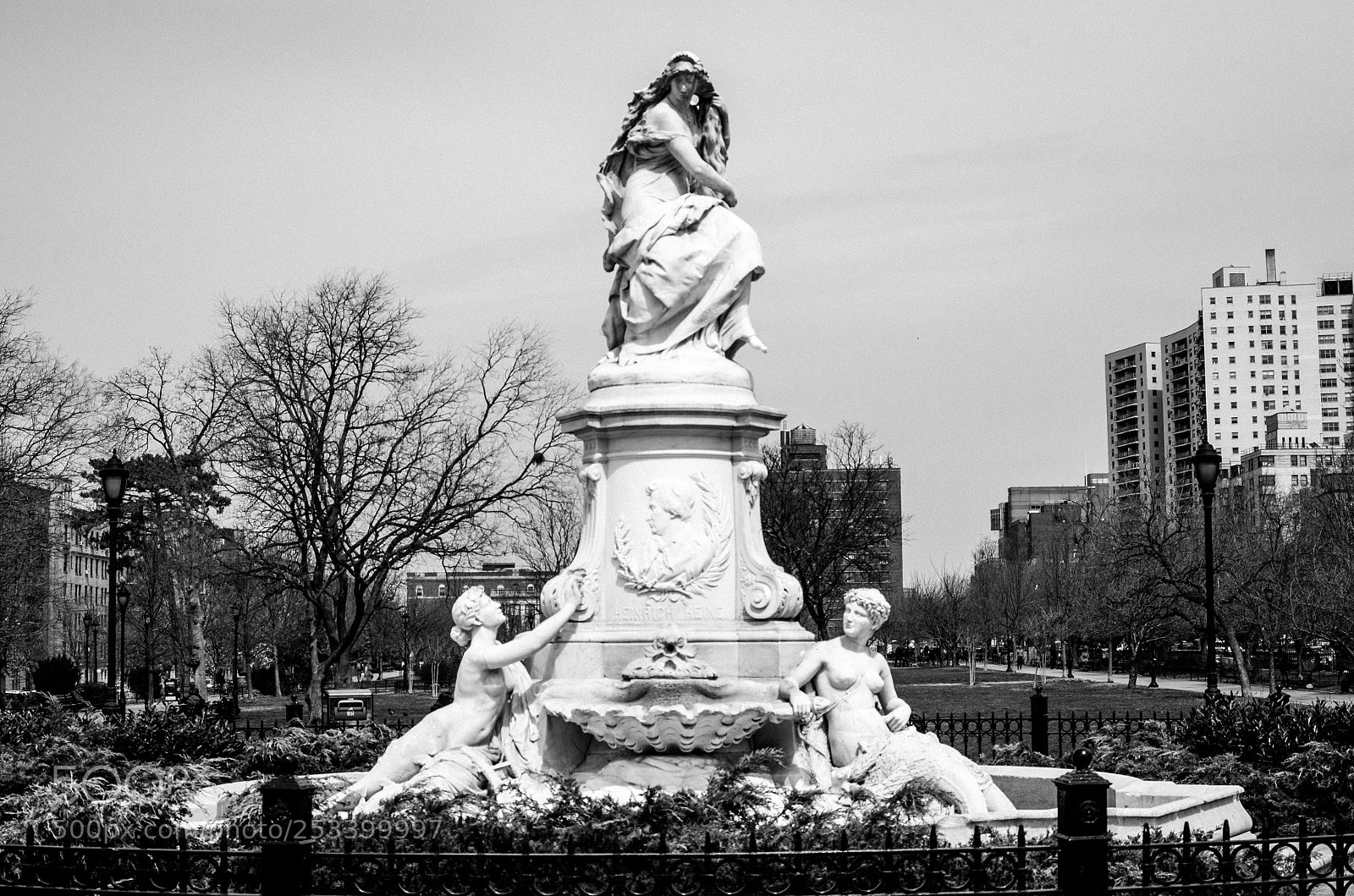 Pentax K-50 sample photo. Lorelei at the bronx photography