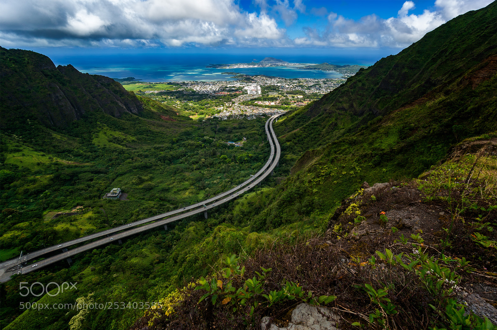 Sony Alpha NEX-5R sample photo. Town bound photography