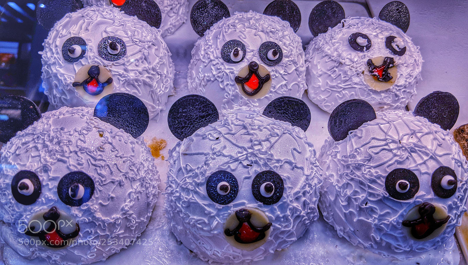 Google Pixel 2 sample photo. Panda cake pieces photography