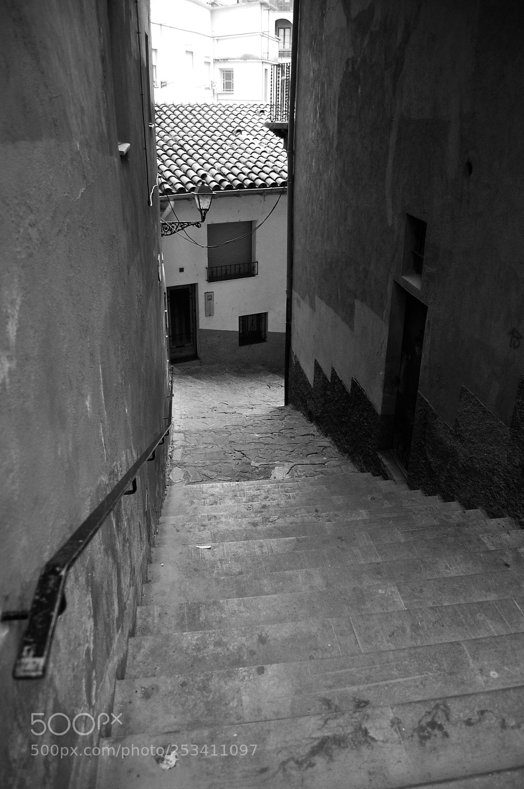 Nikon D40 sample photo. Bajando la calle photography
