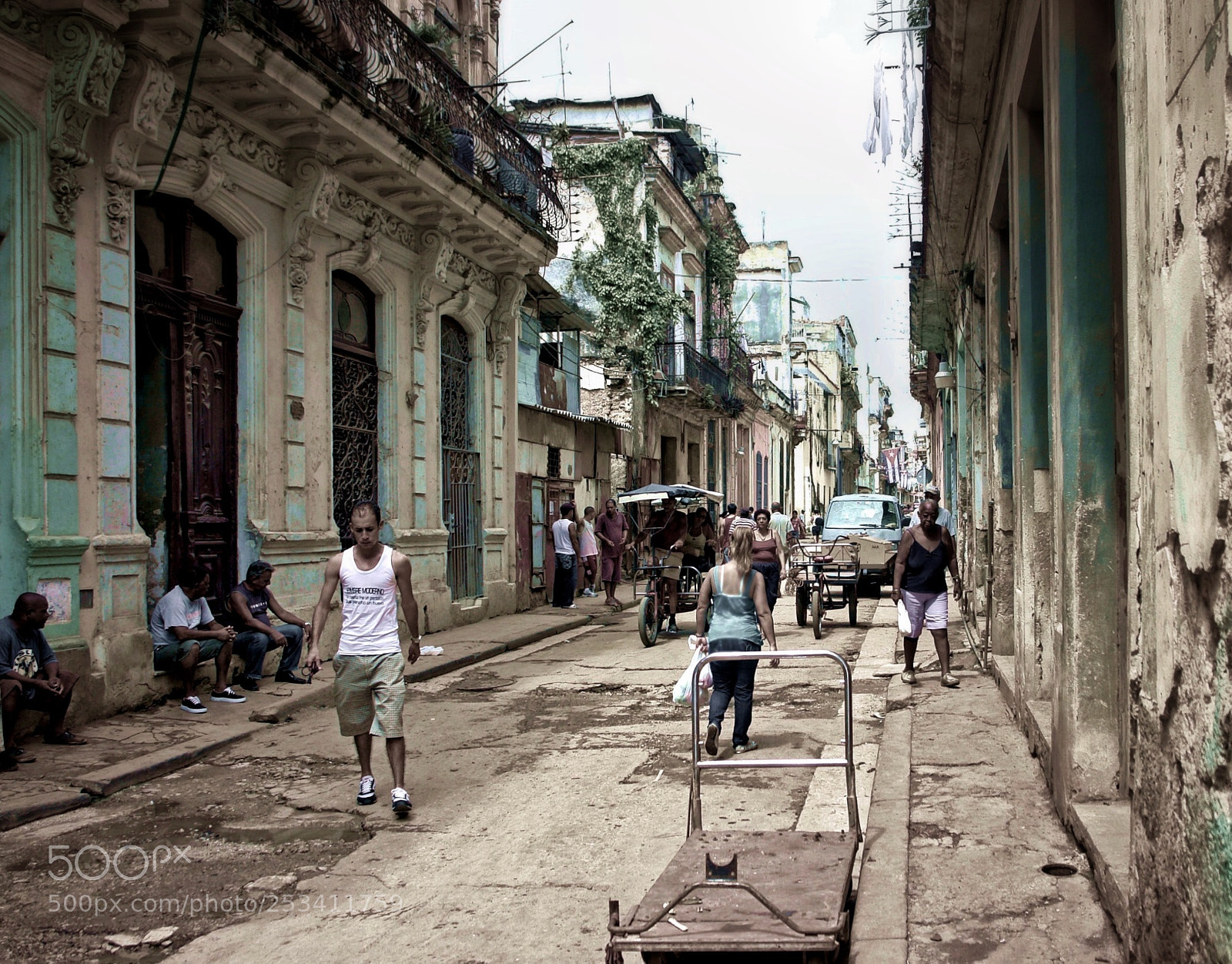Sony DSC-R1 sample photo. Havana, cuba (2010) photography