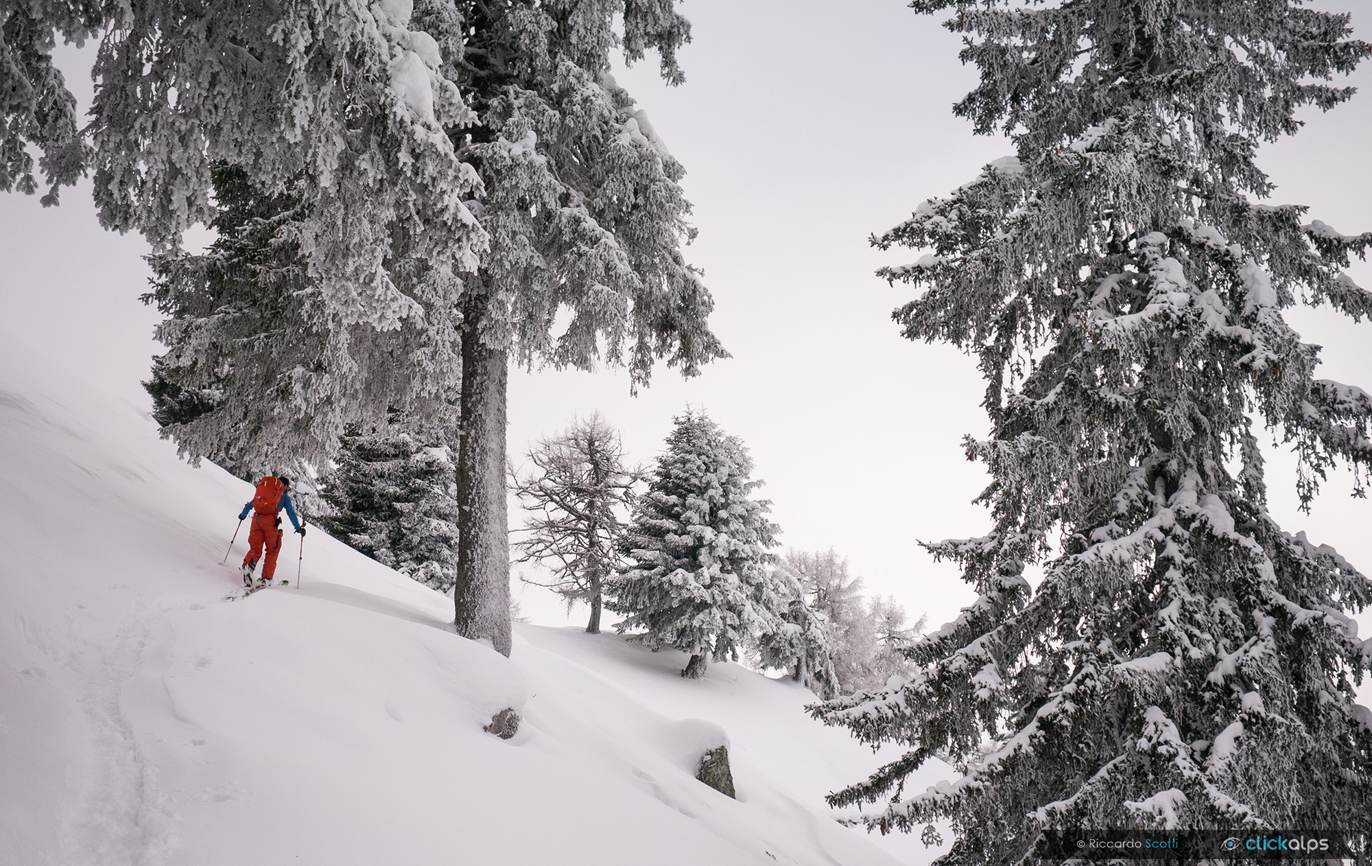 Panasonic Lumix DMC-GM1 sample photo. Winter ski touring in the orobic alps photography