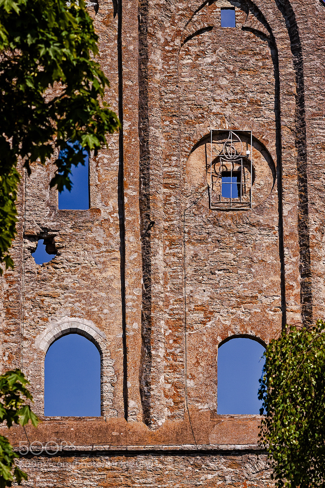 Canon EOS 50D sample photo. Windows of an old photography