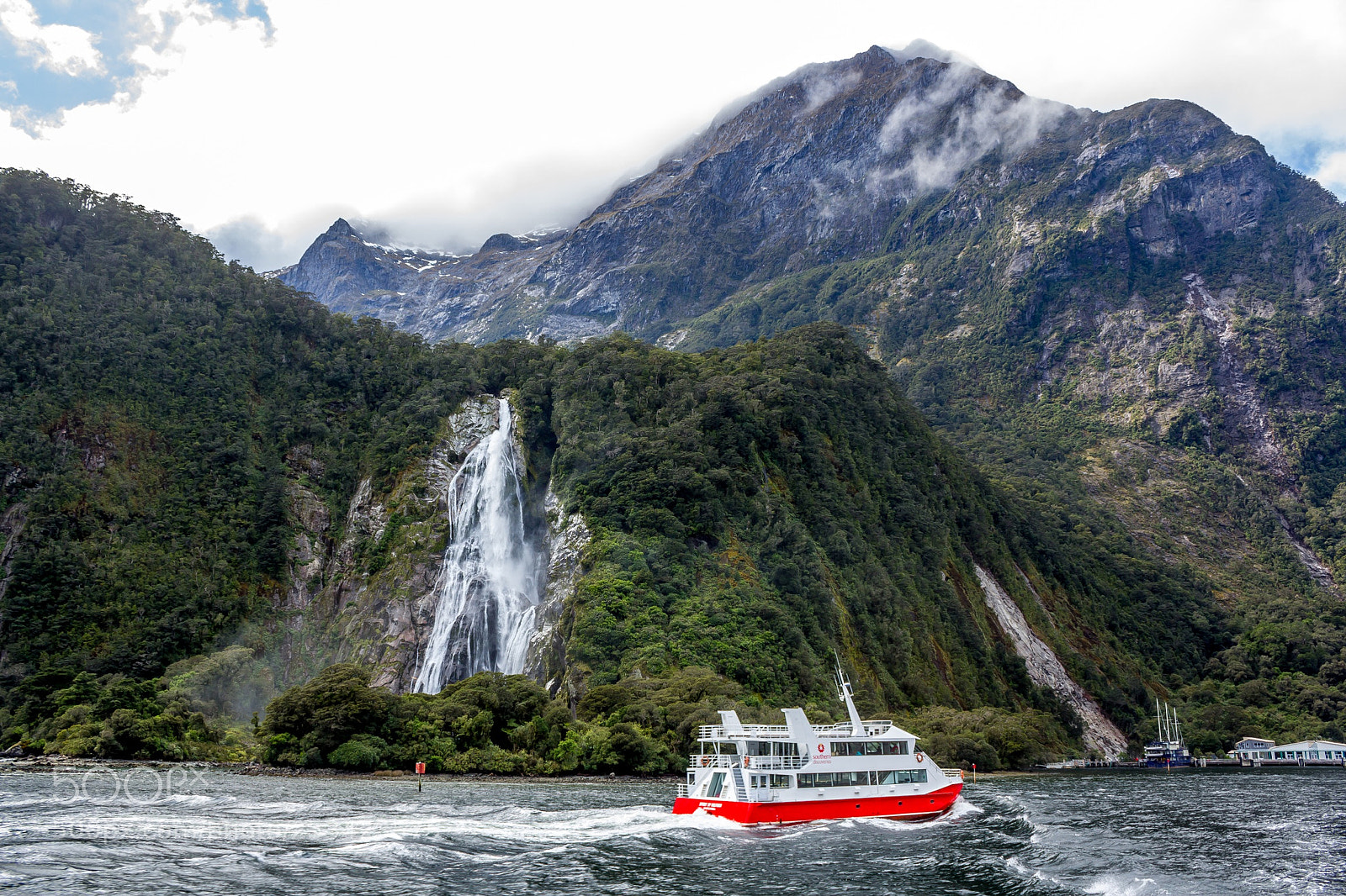 Canon EOS 60D sample photo. Milford sound , new zealand photography