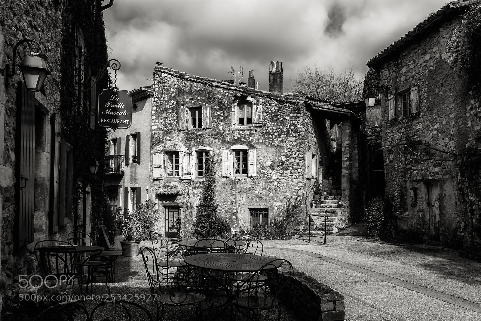 Canon EOS 5D Mark II sample photo. Scenic village cliousclat in photography