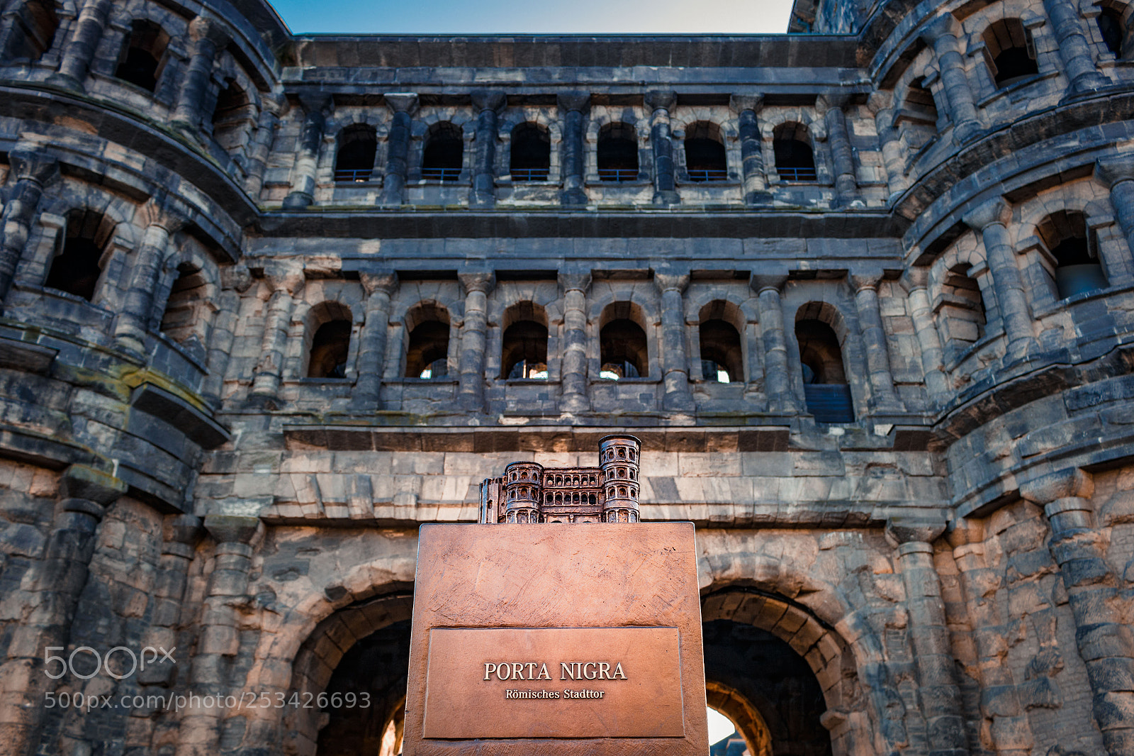 Canon EOS 70D sample photo. Porta nigra photography