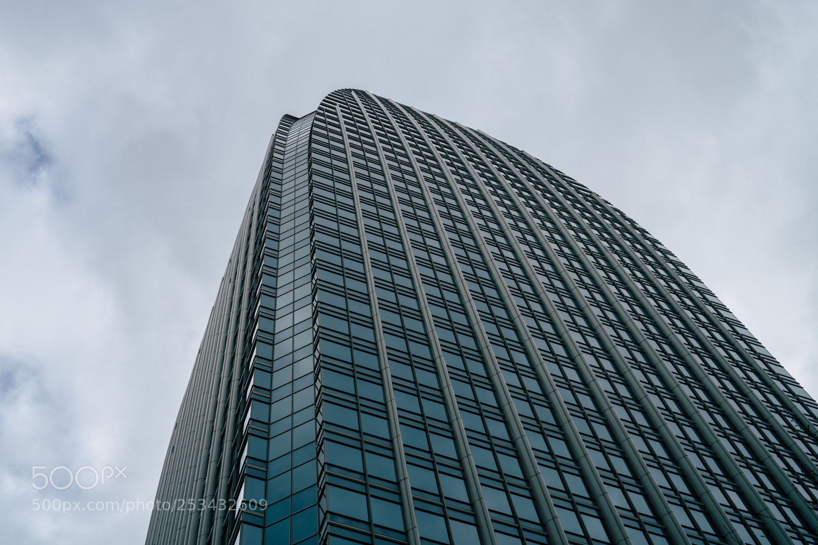Sony a6300 sample photo. Glassbuilding photography