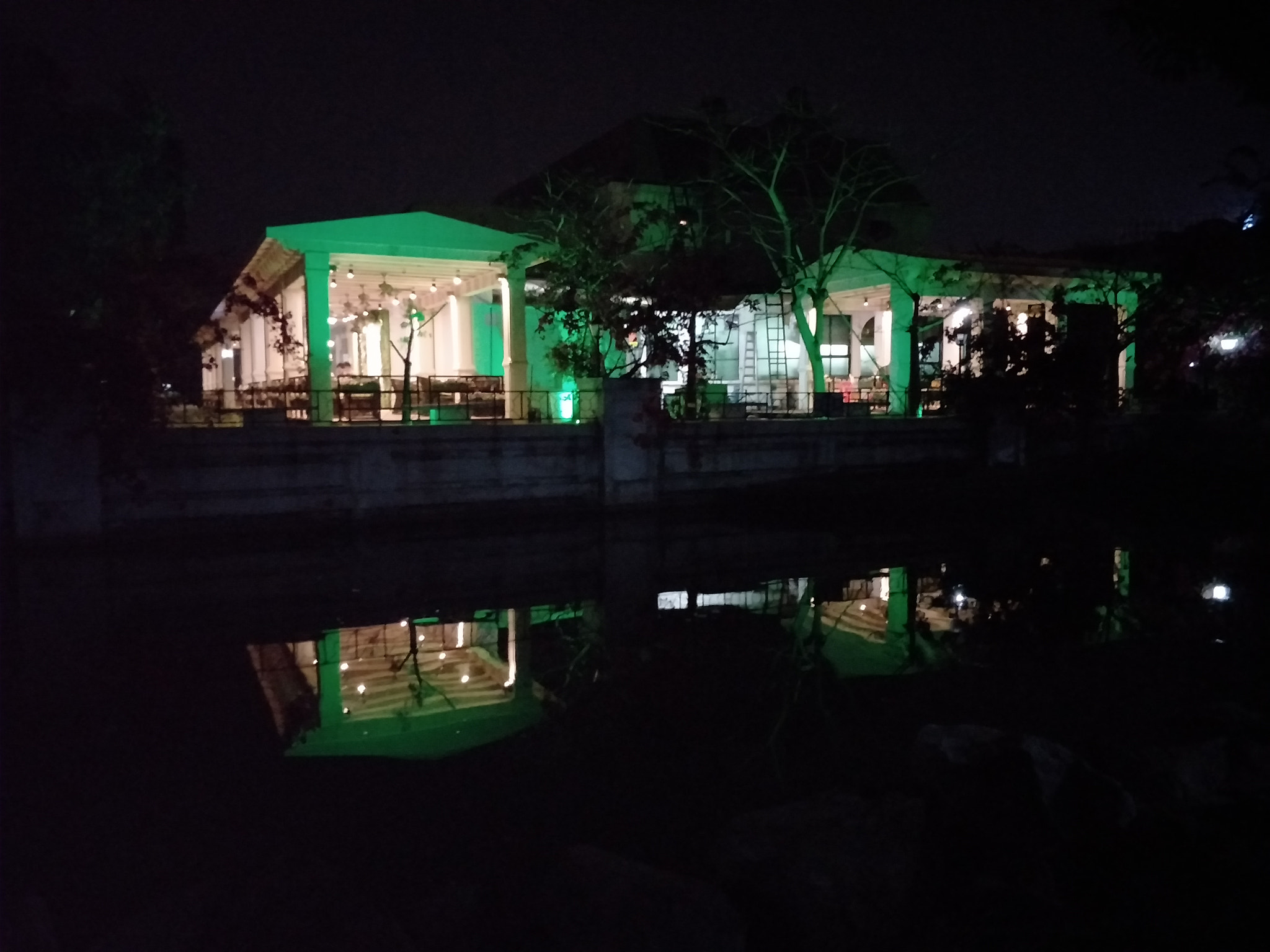 OPPO R9S sample photo. 夜 photography