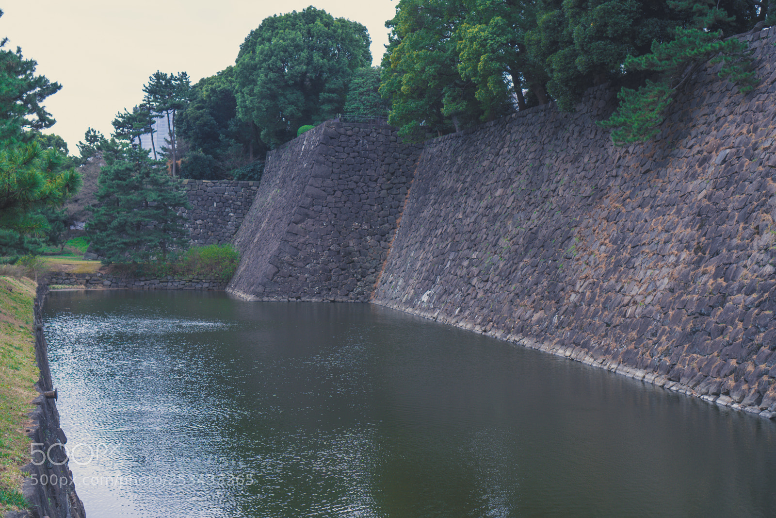 Sony a6300 sample photo. Wall photography