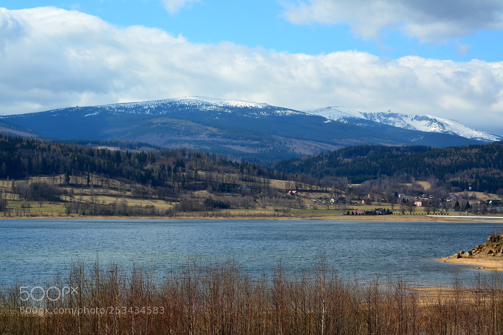 Nikon D5200 sample photo. A view towards snie photography