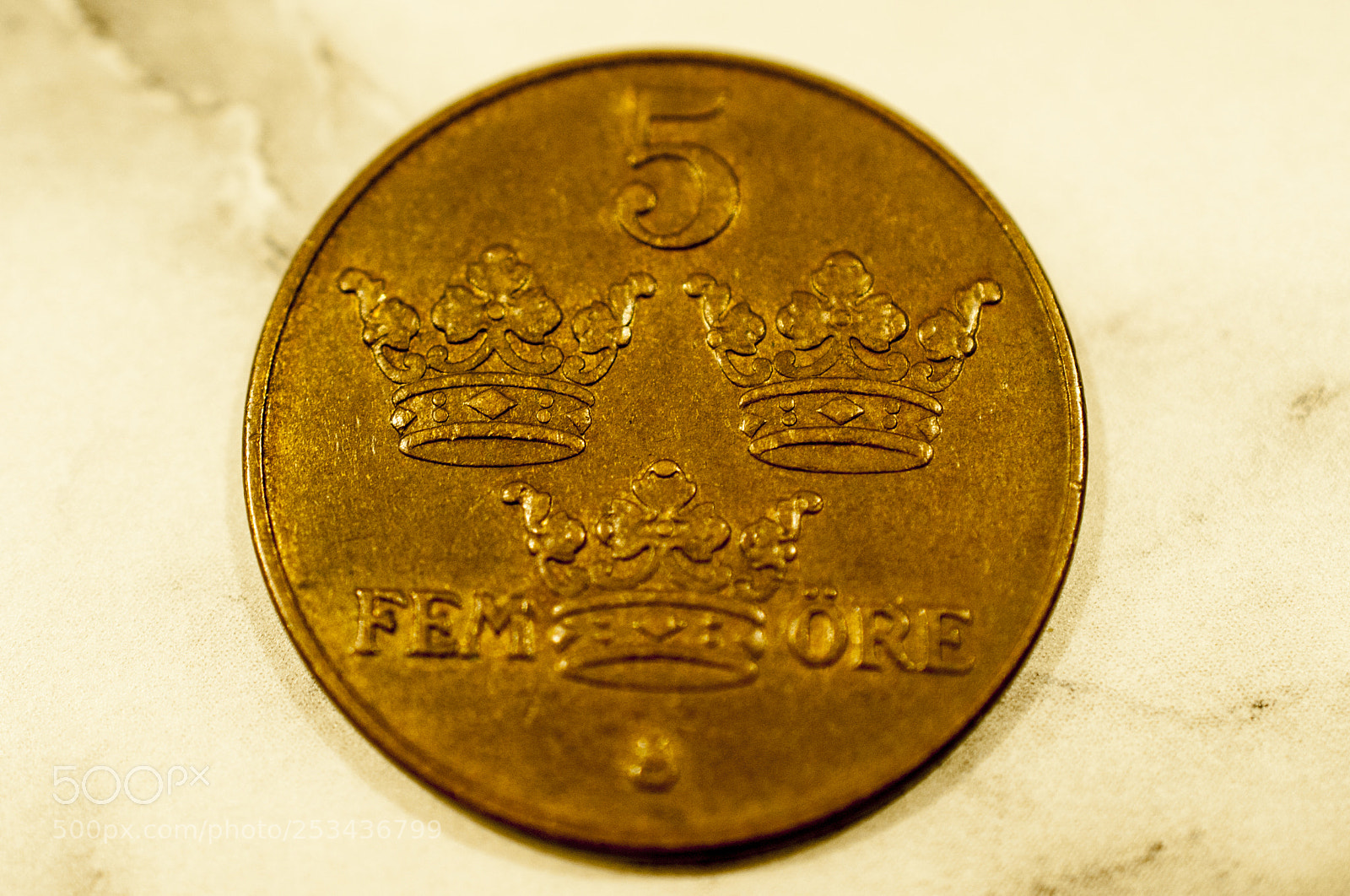Nikon D700 sample photo. Big swedish coin front photography
