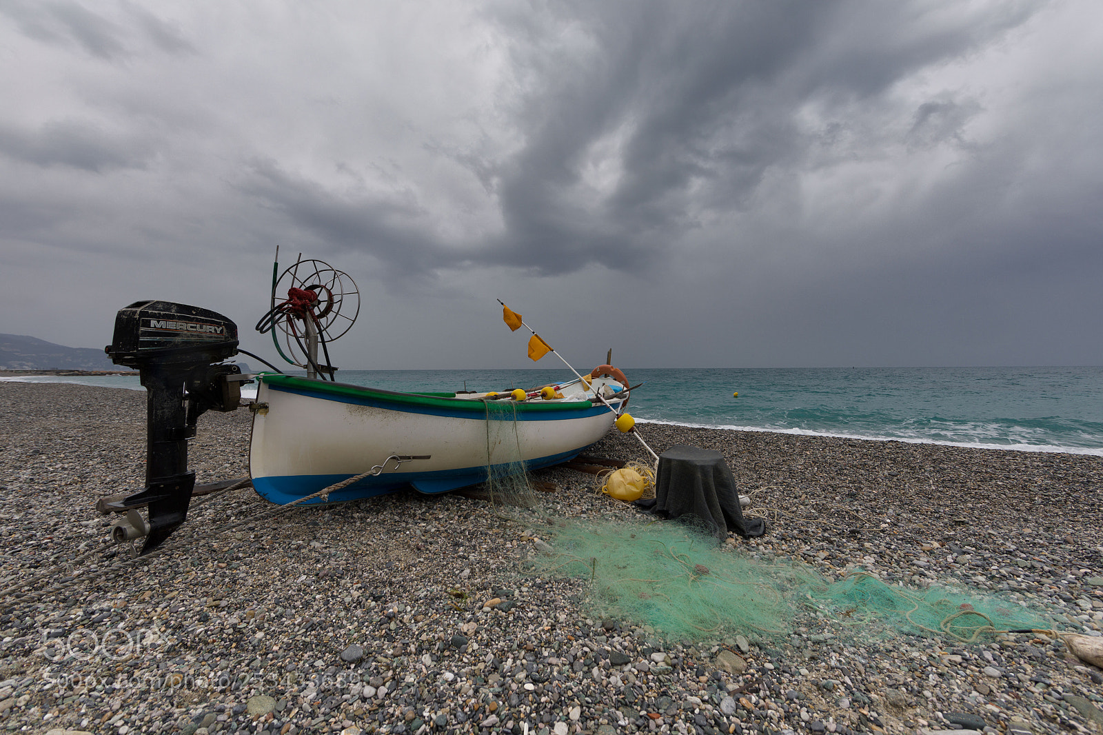 Canon EOS 5D Mark IV sample photo. The last boat photography