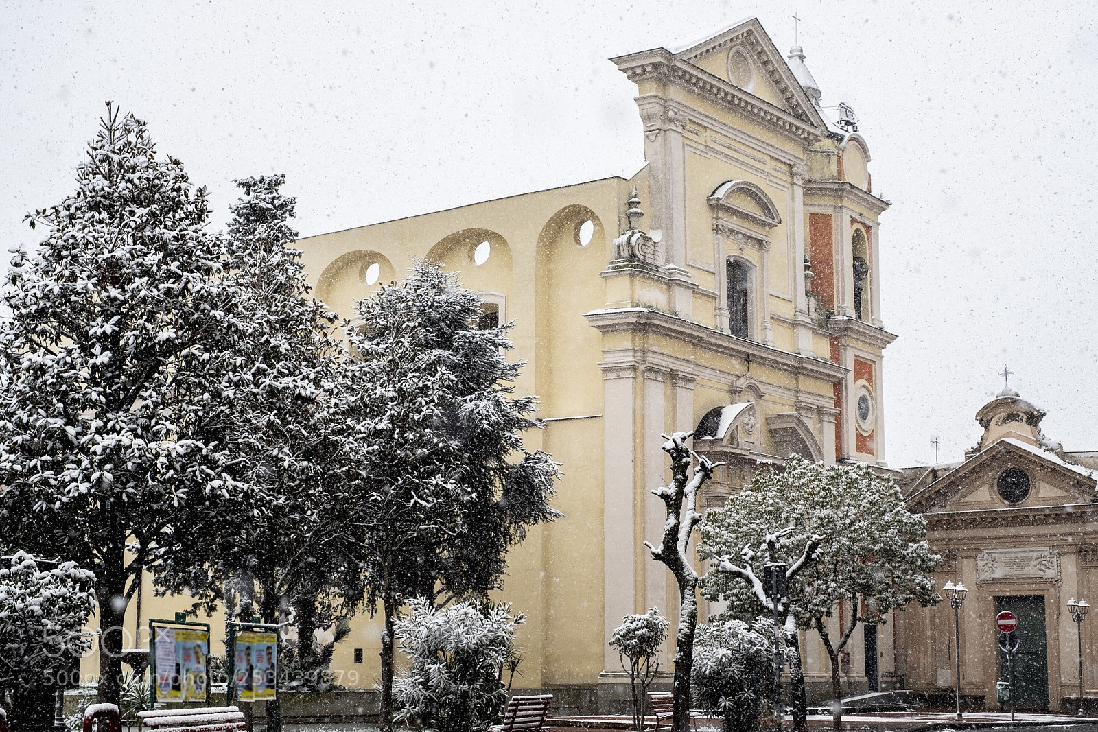 Fujifilm X-T2 sample photo. Sant’anna square photography