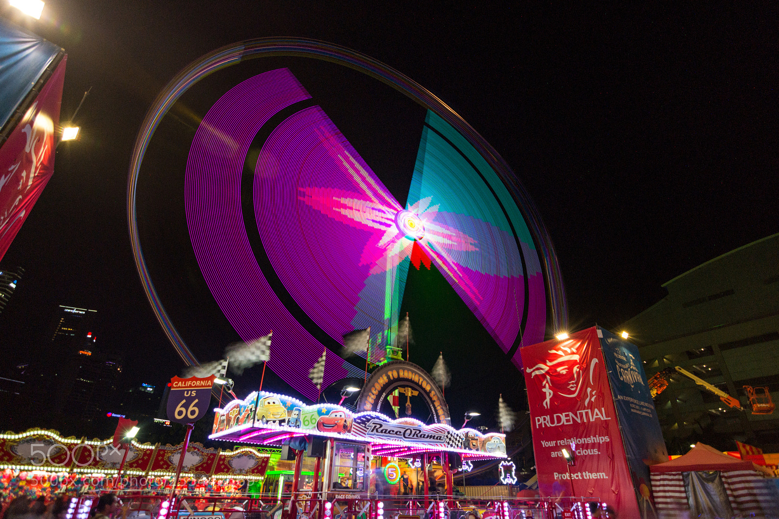 Nikon D7200 sample photo. Spinning wheel photography
