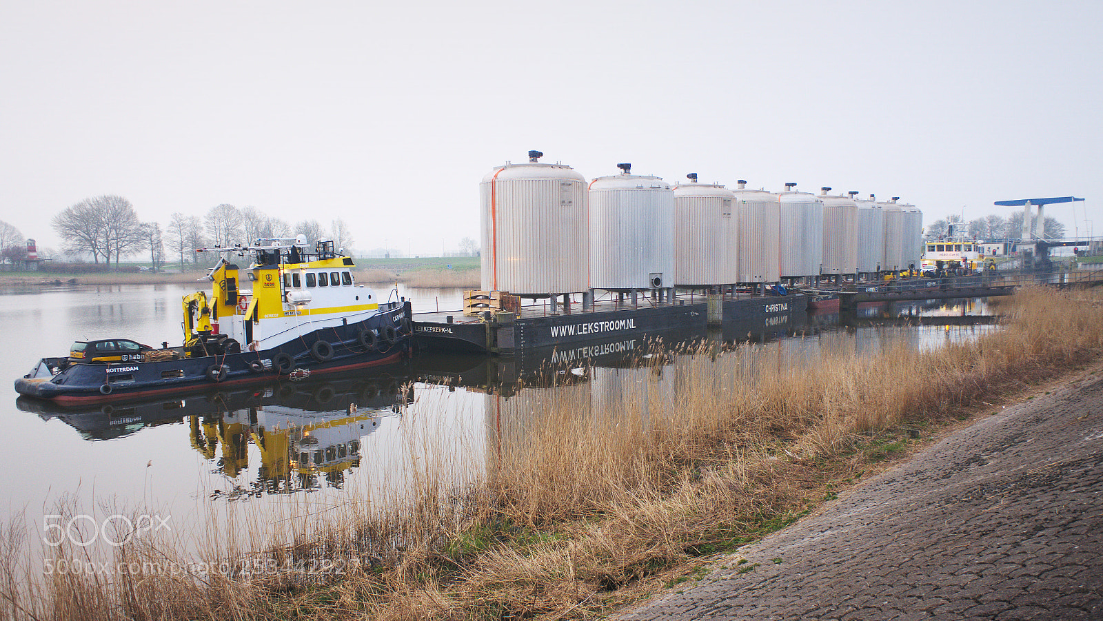 Nikon 1 J5 sample photo. Containers photography