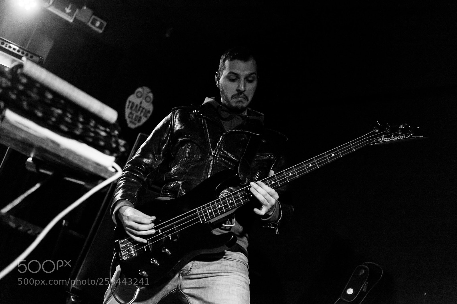 Canon EOS 5D Mark II sample photo. Live rock photography