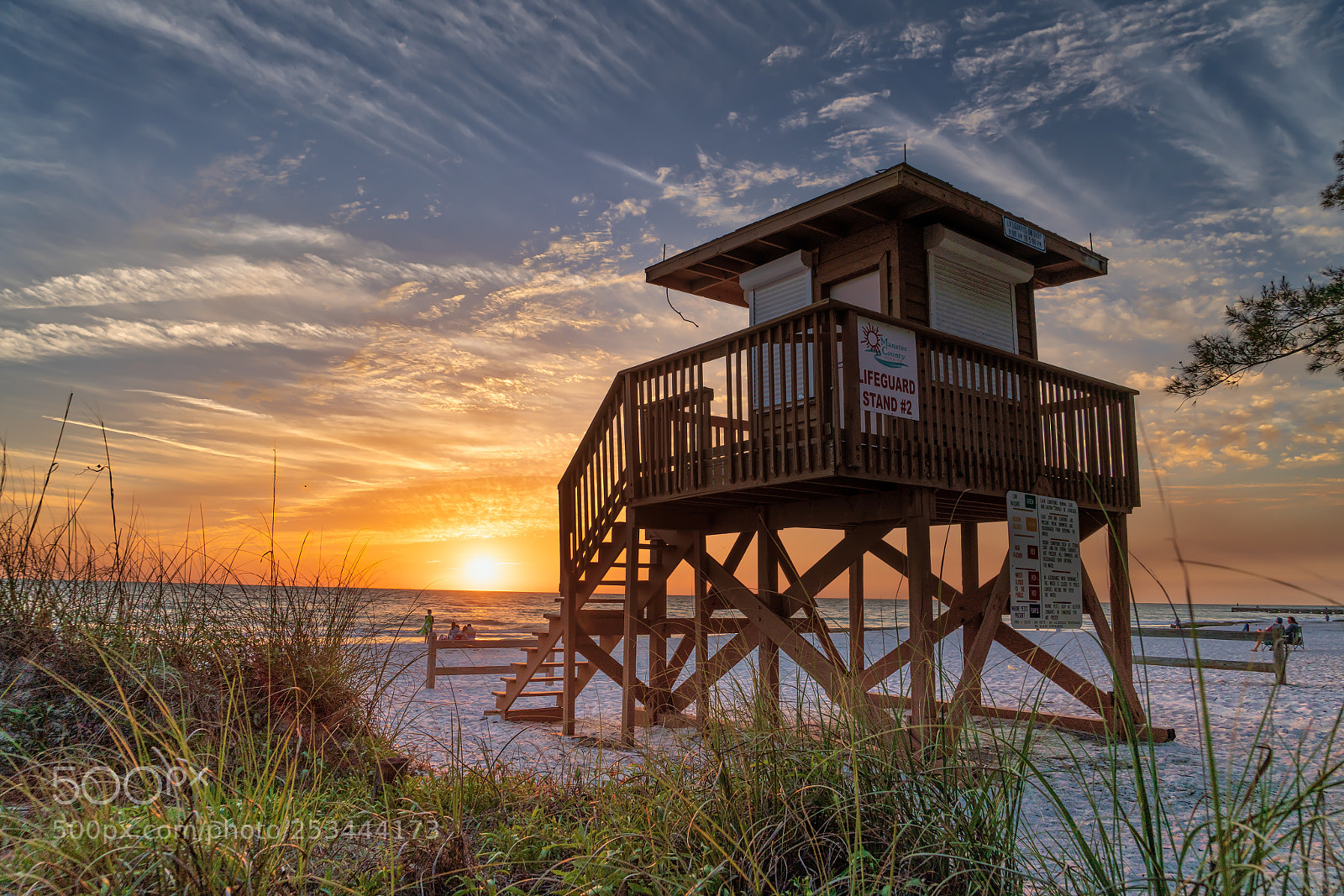 Sony a7R III sample photo. Lifeguard stand #2 photography