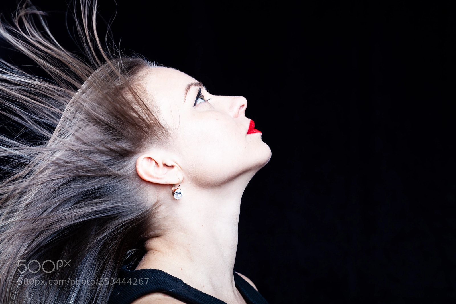 Canon EOS 5D Mark II sample photo. The answer is blowing photography