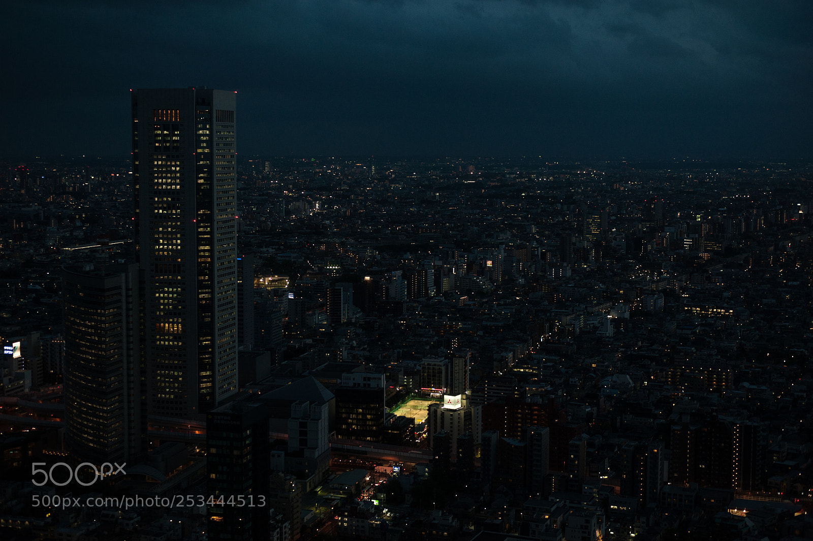 Nikon D700 sample photo. Shinjuku ,tokyo . japan photography