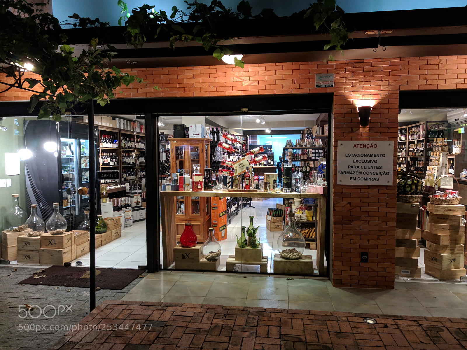 Xiaomi Mi A1 sample photo. Local store photography