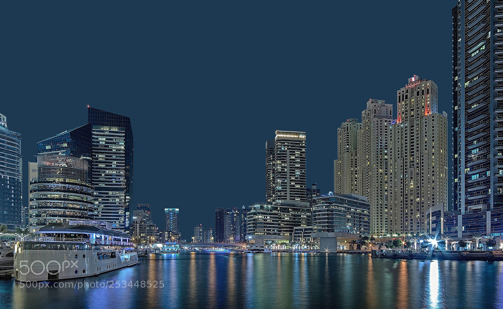 Pentax K-3 sample photo. Dubai photography