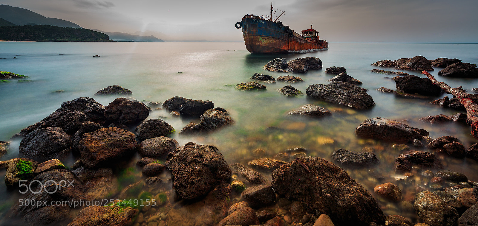 Canon EOS 6D sample photo. Rusty boat photography