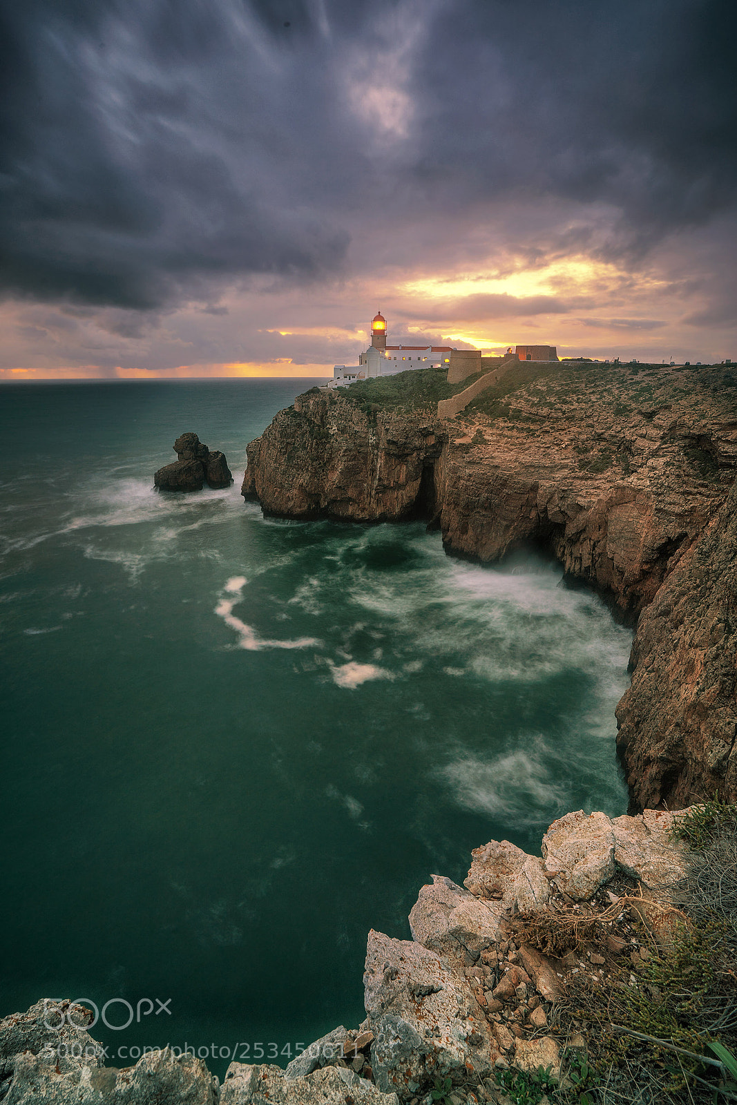 Sony a7R II sample photo. Guiding light photography
