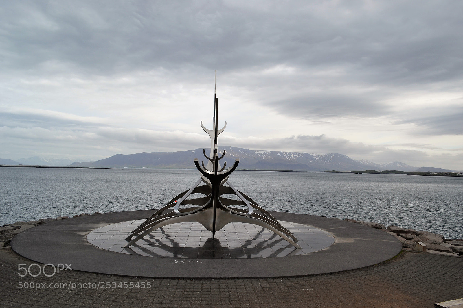 Nikon D3100 sample photo. Seaside statue photography