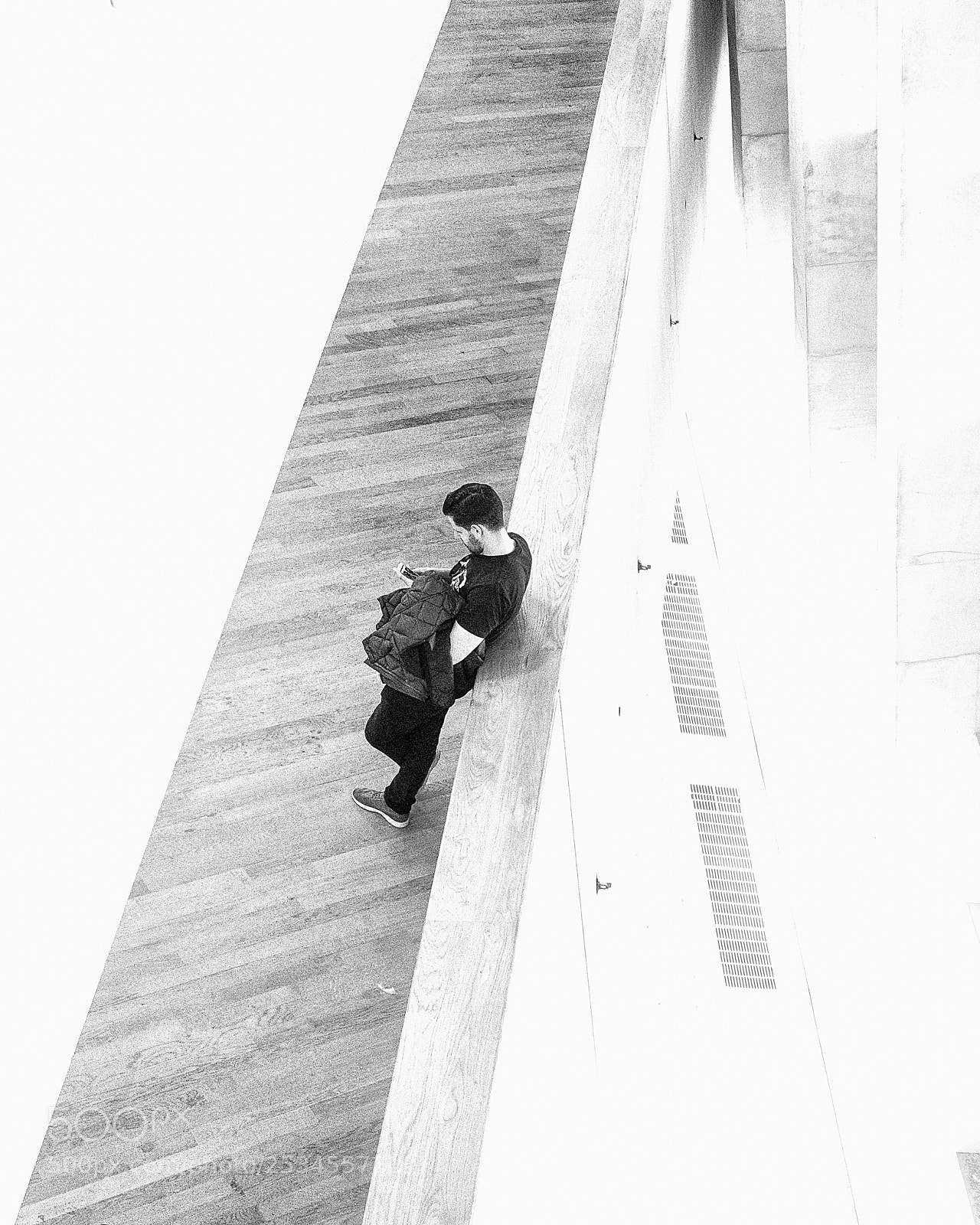 Fujifilm X100F sample photo. Alone at the tate photography
