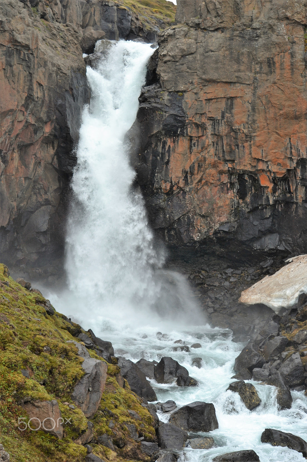 Nikon D3100 sample photo. Cliffside waterfall photography