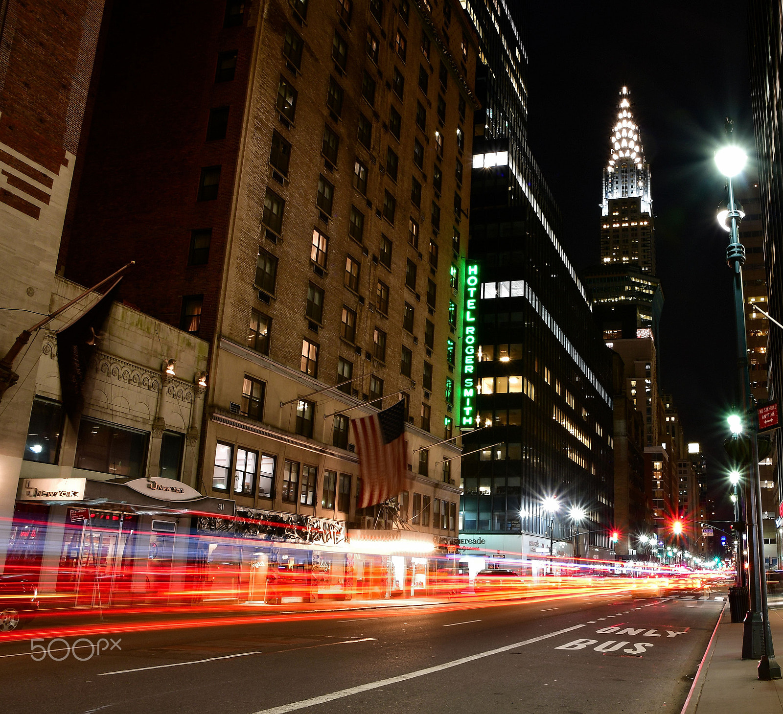 Sigma 17-70mm F2.8-4 DC Macro OS HSM | C sample photo. Night time along lexington avenue photography