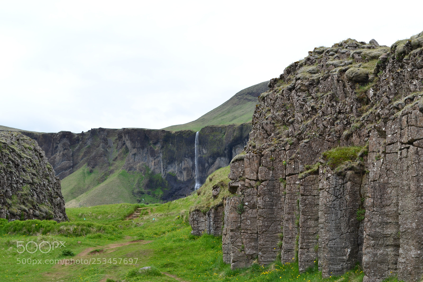 Nikon D3100 sample photo. Off in the distance photography