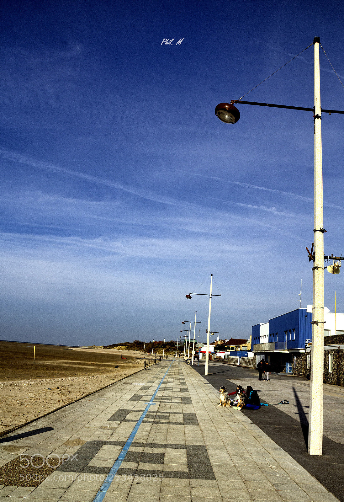 Canon EOS 1200D (EOS Rebel T5 / EOS Kiss X70 / EOS Hi) sample photo. La ligne bleue photography