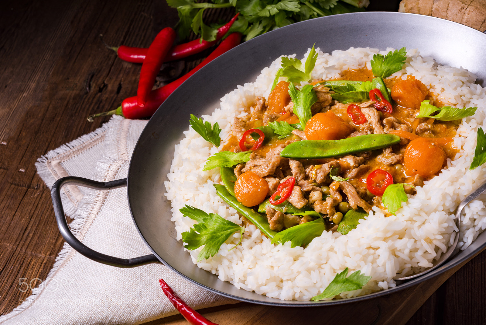 Nikon D810 sample photo. Wok pan with meat photography