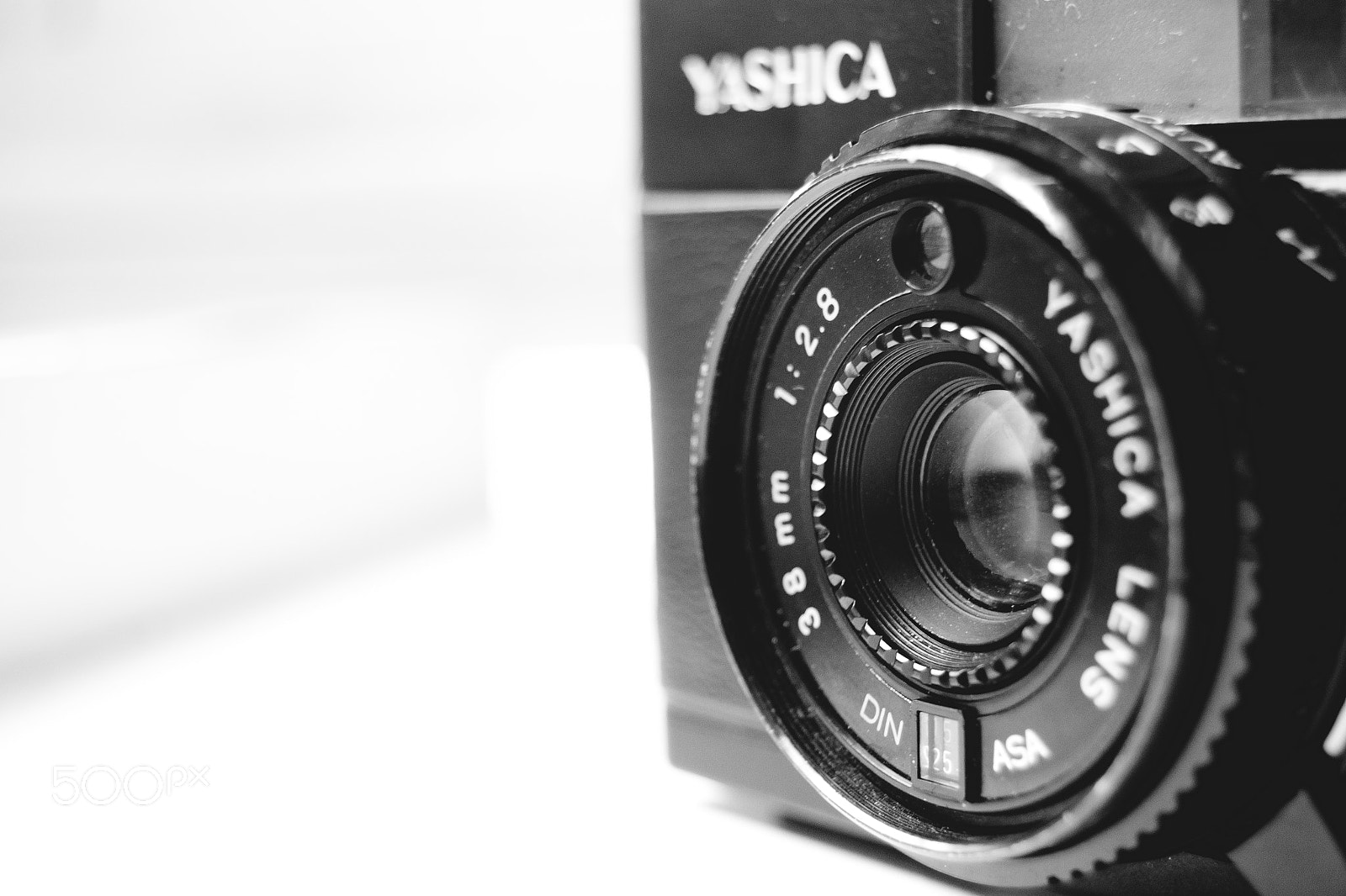 Nikon D3100 sample photo. Ama tu caos photography